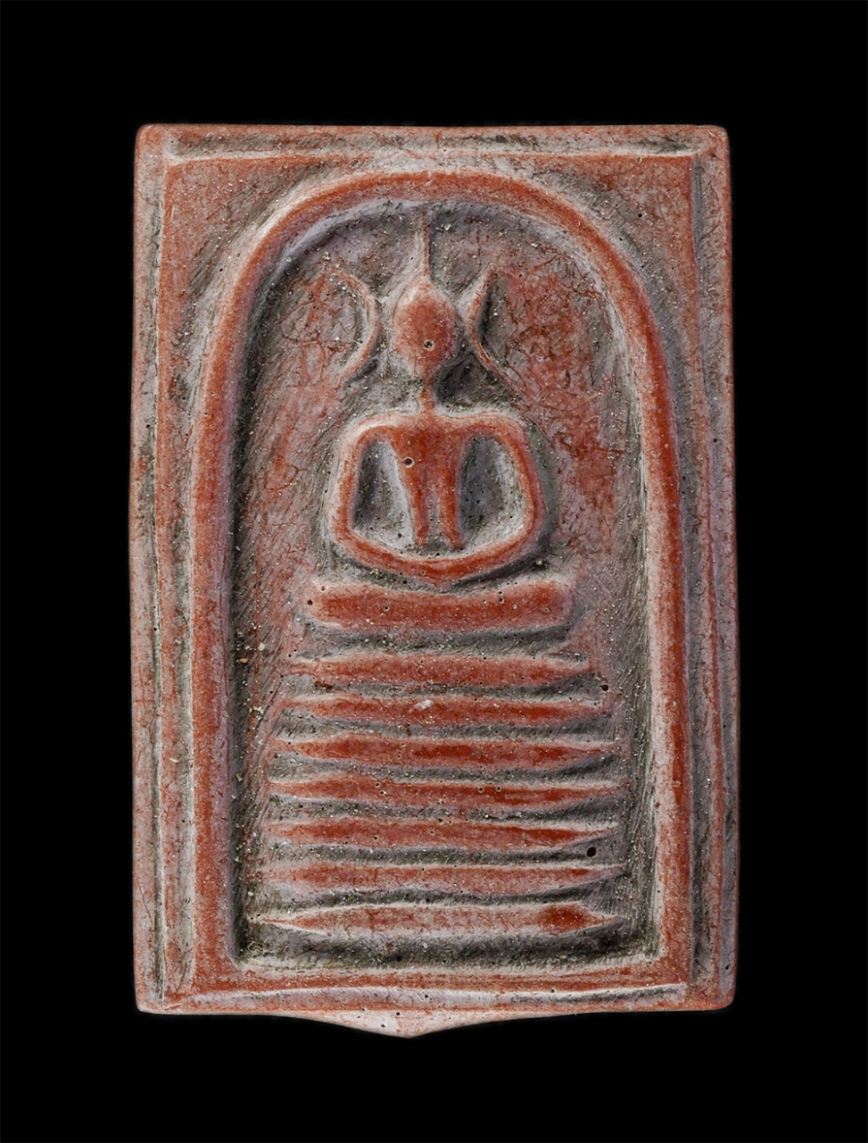 13Oct24 (100)p.jpg - พระสมเด็จหูบายศรี เนื้อว่านสบู่เลือด หลวงพ่อกวย วัดโฆสิตาราม จ.ชัยนาท มีจารทั่วองค์พระ  | https://kamulet.in.th